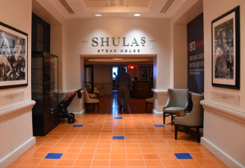 Shulas-Steakhouse-02 Shulas-Steakhouse-02